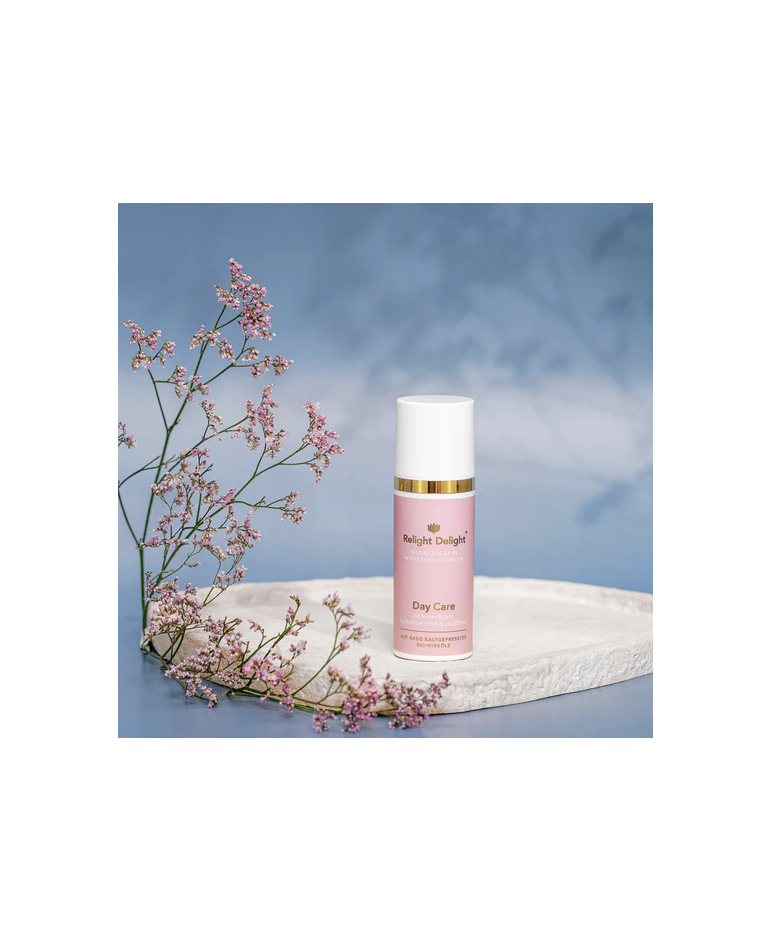 Relight Delight - Glorious Skin - Superior Line - Day Care